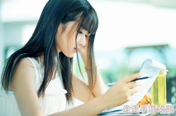 女人被爽到呻吟的样子:当代女性如何在职场与生活中找到自我满足与快乐的平衡点 女人被爽到呻吟的样子:当代女性如何在职场与生活中找到自我满足与快乐的平衡点