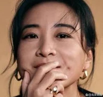 PRADA代言人魔咒神了接连塌房品牌形象受损严重