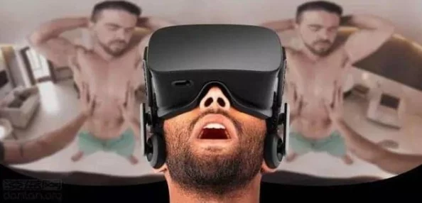 下面含东西play男男2025全新VR沉浸式体验引爆感官盛宴