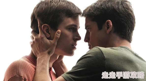 同性恋电影完整版免费版展现多元情感和社会议题引发思考与讨论