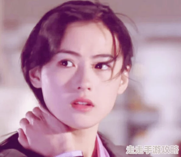 香港女明星：颜值与演技并存，她们为何如此受欢迎？